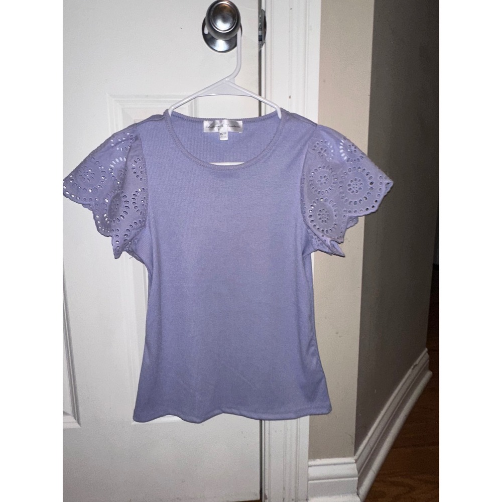 Women's Chelsea & Theodore Eyelet Sleeve Top Ribbed Knit Blouse Lavender Xs